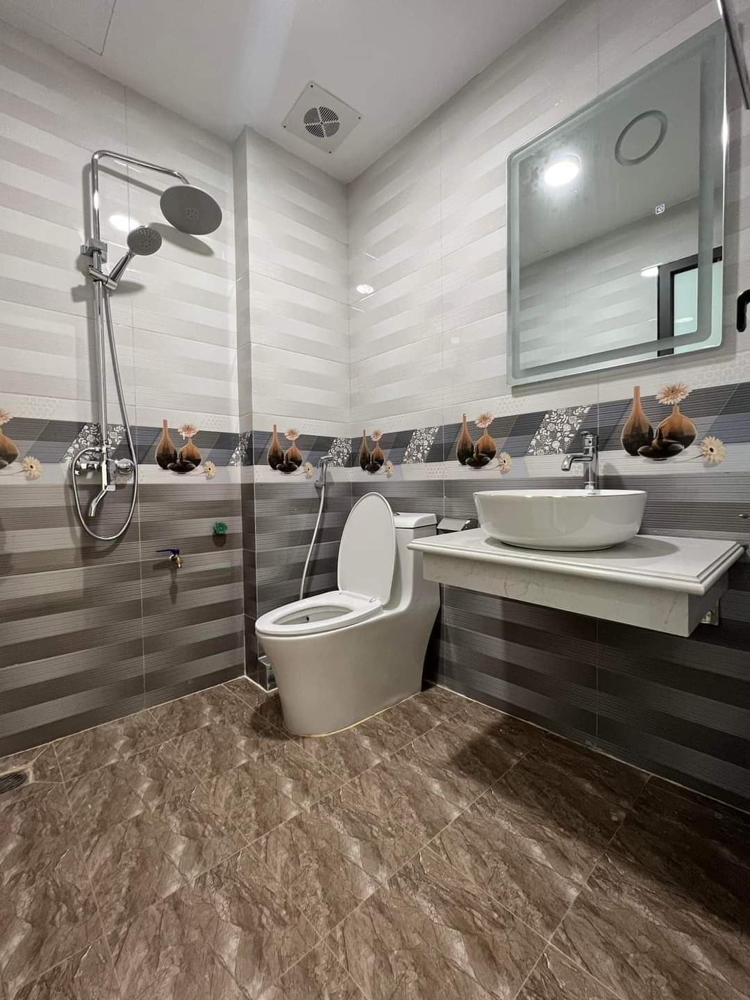 BÁN NHÀ GẦN HỌC VIÊN TÀI CHÍNH - BẮC TỪ LIÊM - 50M2 - 4 TẦNG GIÁ 7,3 TỶ - Ở , KINH DOANH- NGÕ Ô TÔ - Ảnh 3